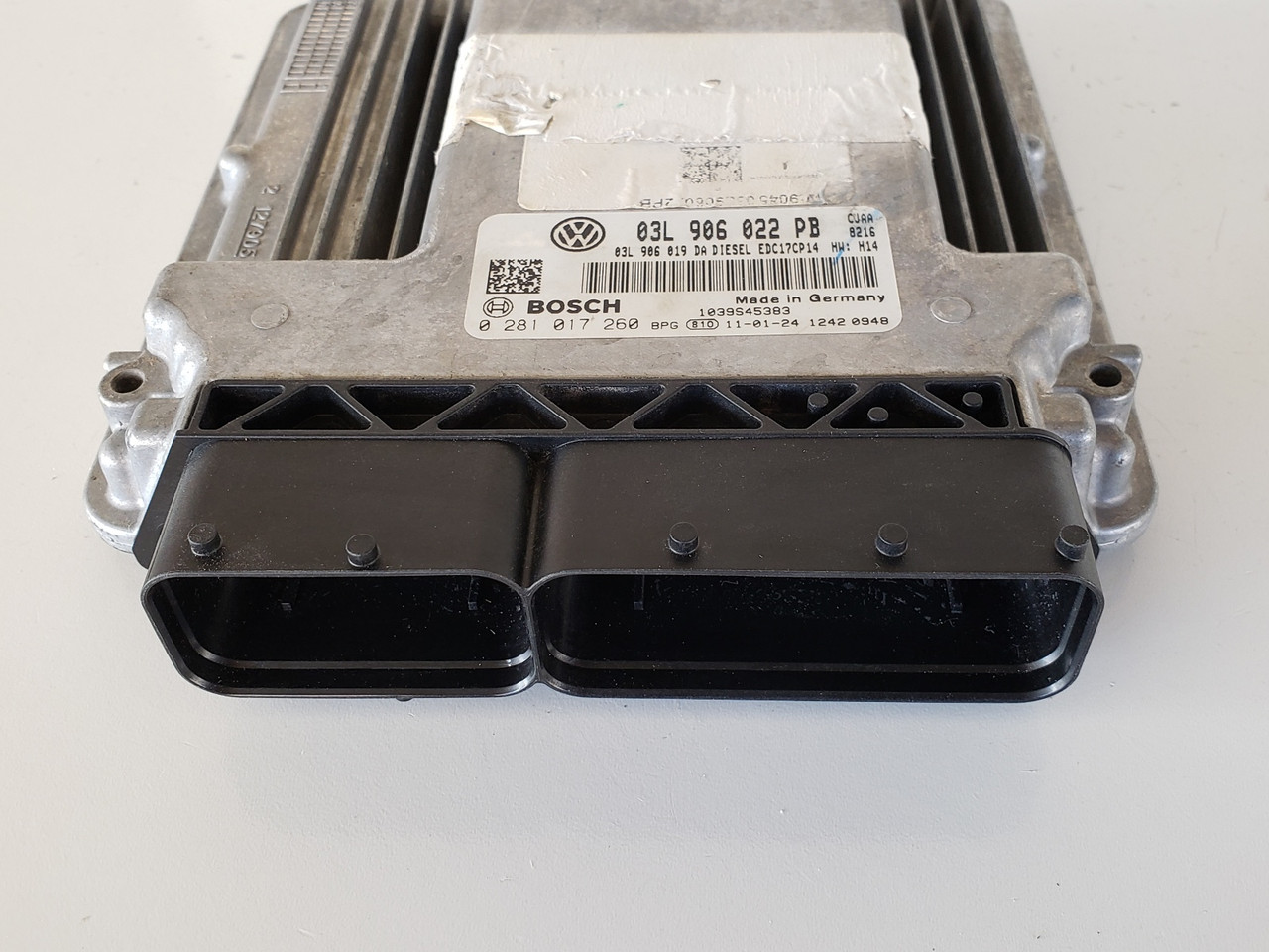 2011-2012 Jetta 03L 906 022 PB Computer Brain Engine Control ECU ECM EBX Module