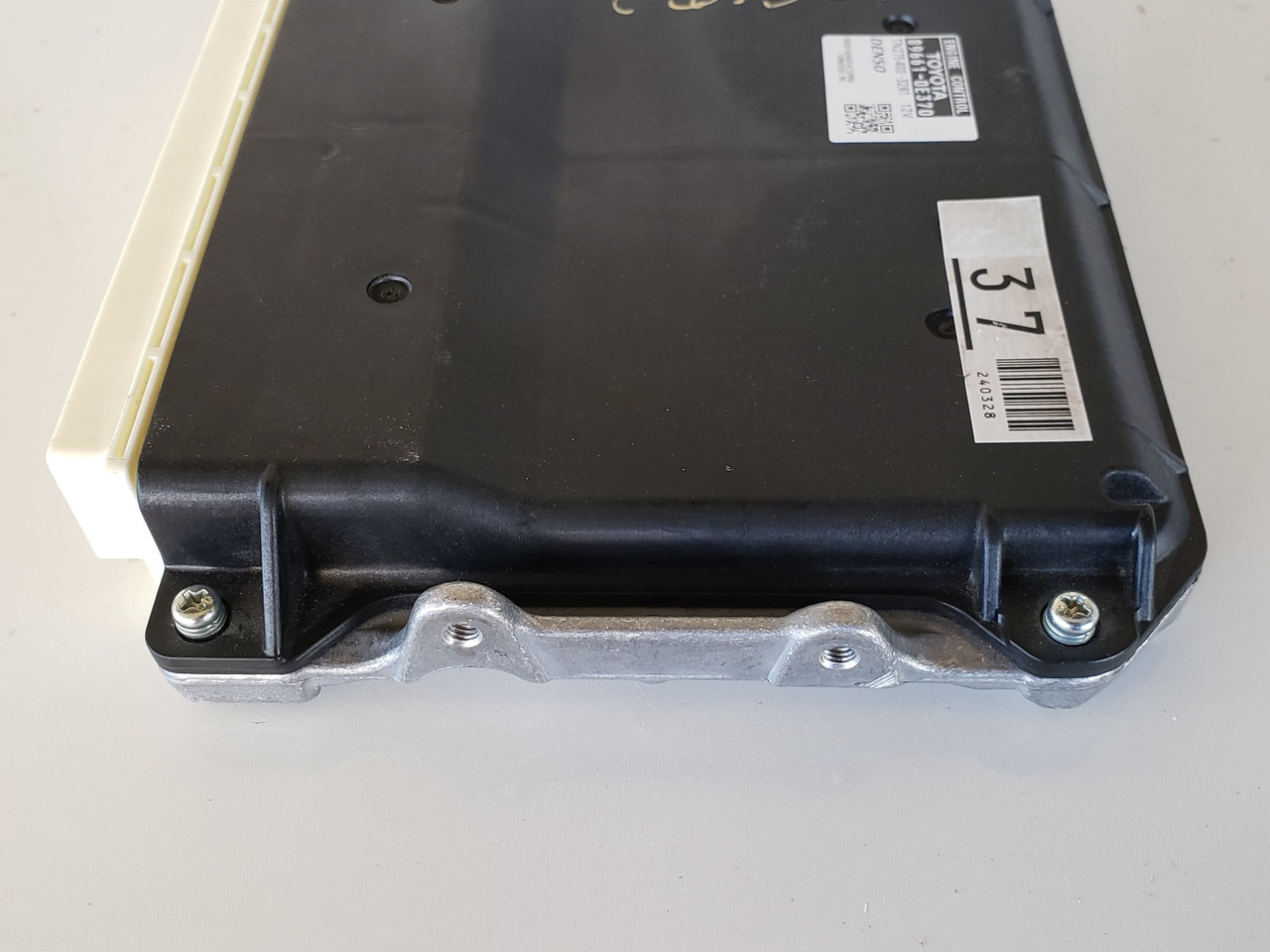 2012-2013 Corolla 89661-0ZA40 Computer Brain Engine Control