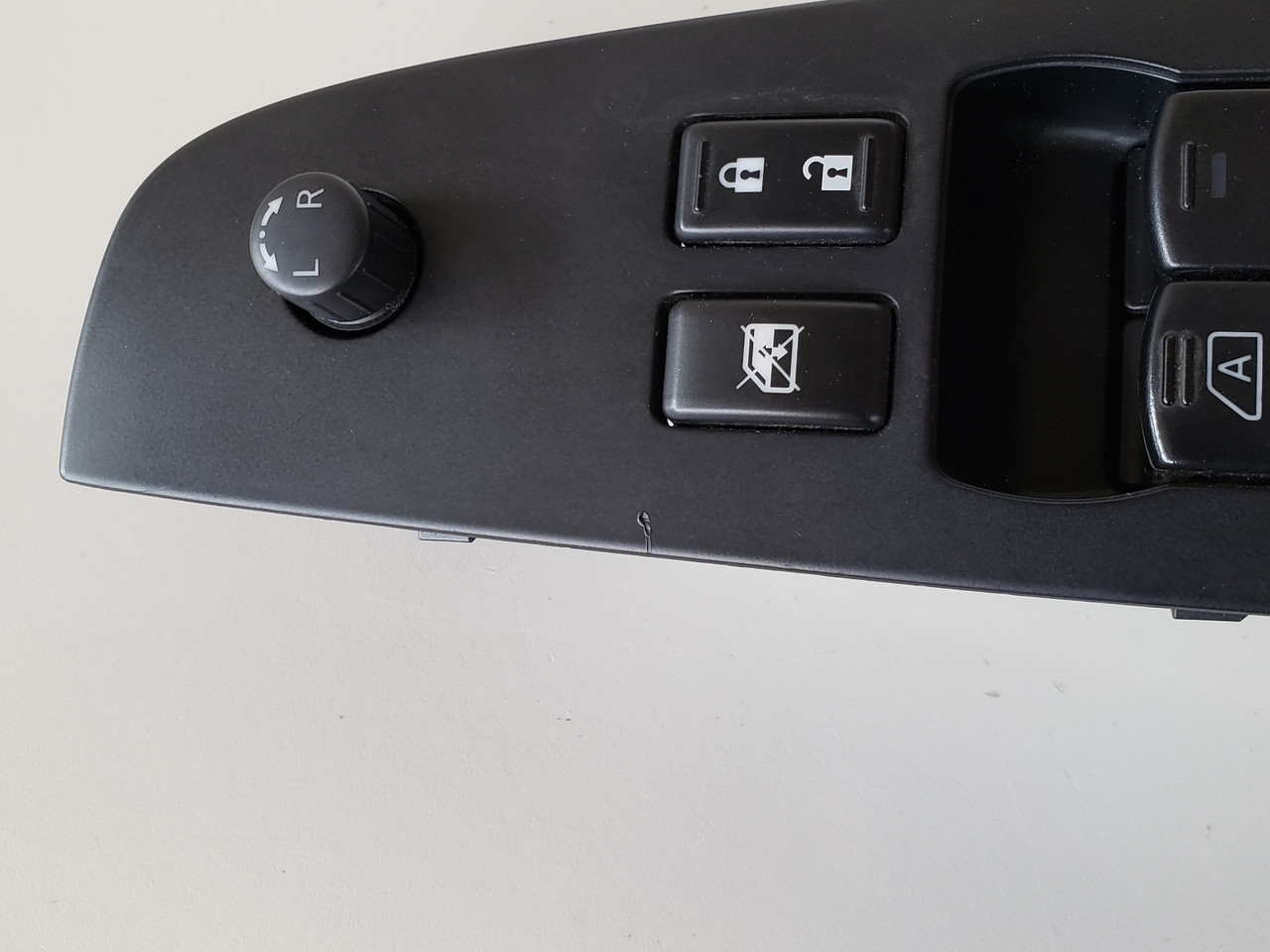 07-12 Nissan Altima 25401-JA00A Drivers Side Left Master Window Switch OEM