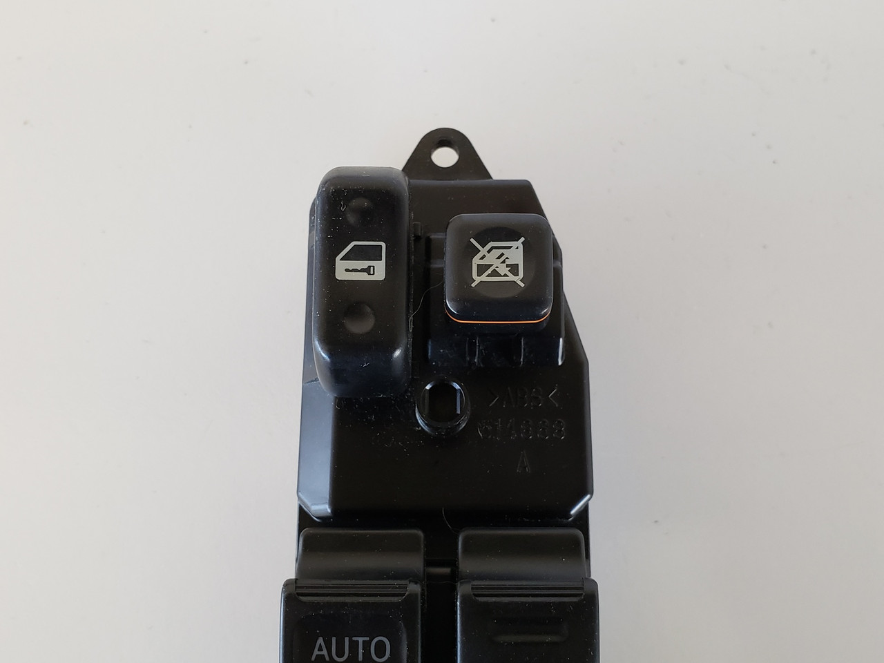 02-06 Toyota Camry LE 84820-AA070 Drivers Side Left Master Window Switch OEM