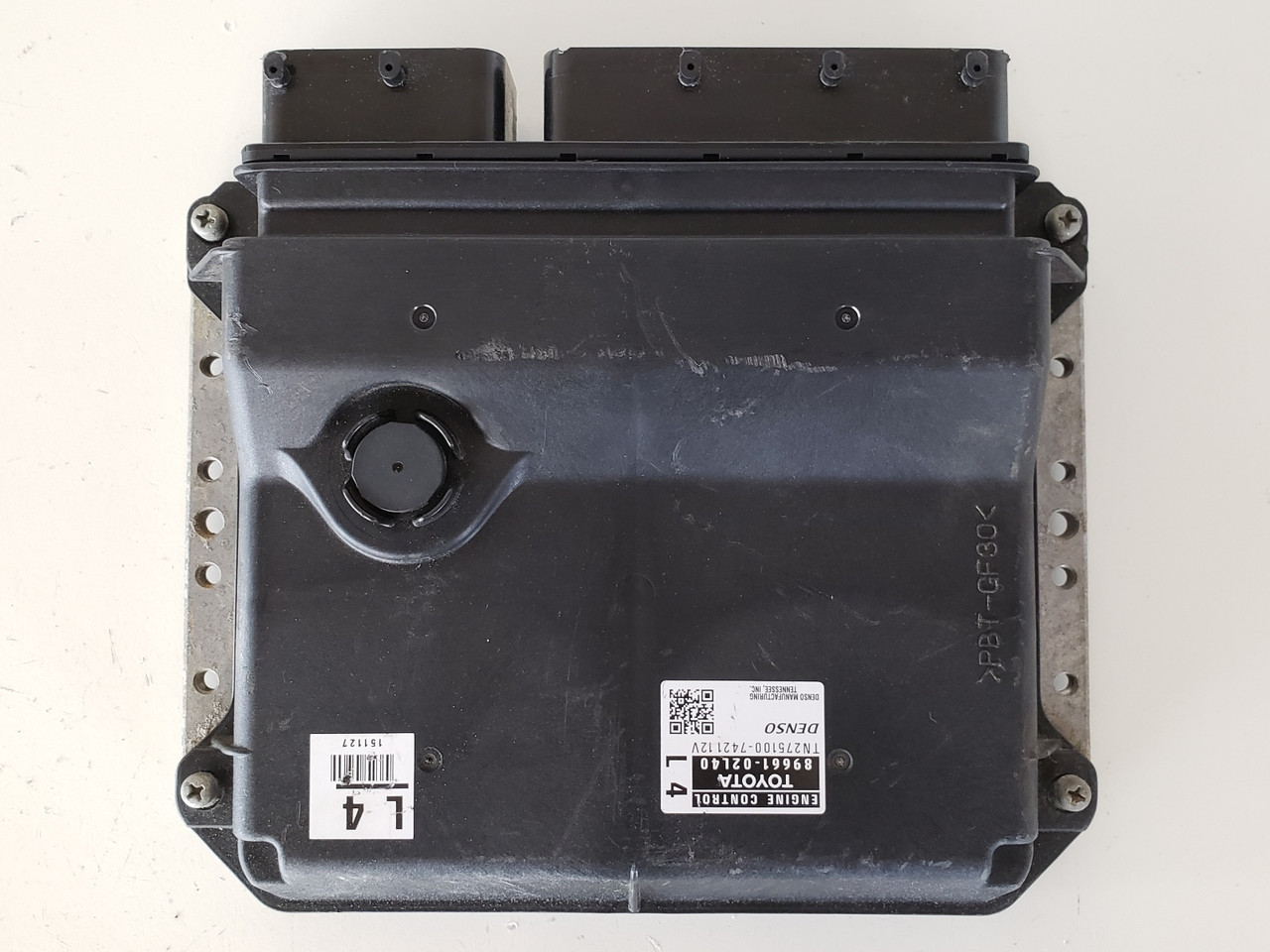 2009 Toyota Matrix 89661-02L40 Computer Brain Engine Control ECU ECM EBX Module