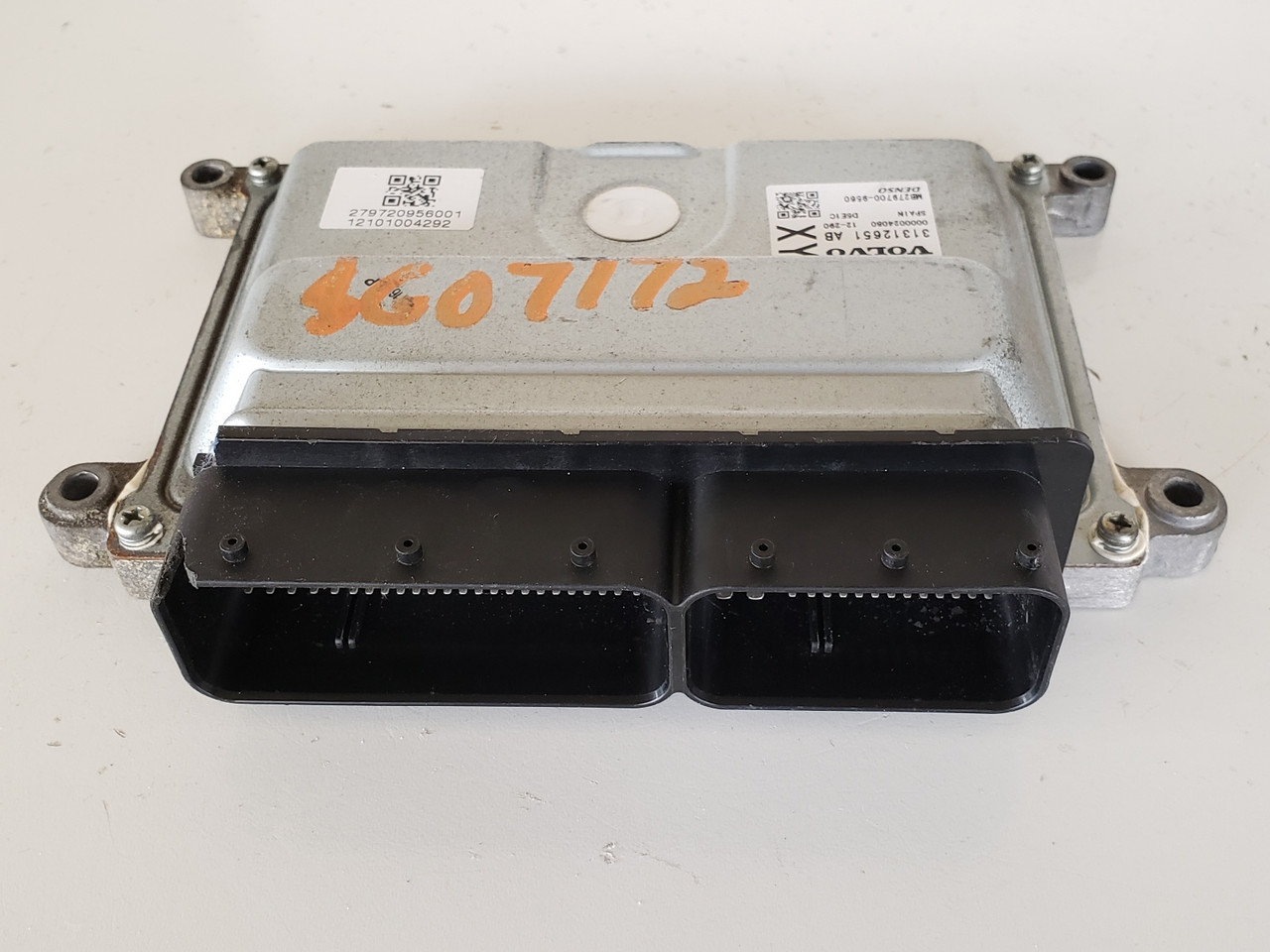 2013 Volvo S60 31312651AB Computer Brain Engine Control ECU ECM EBX Module