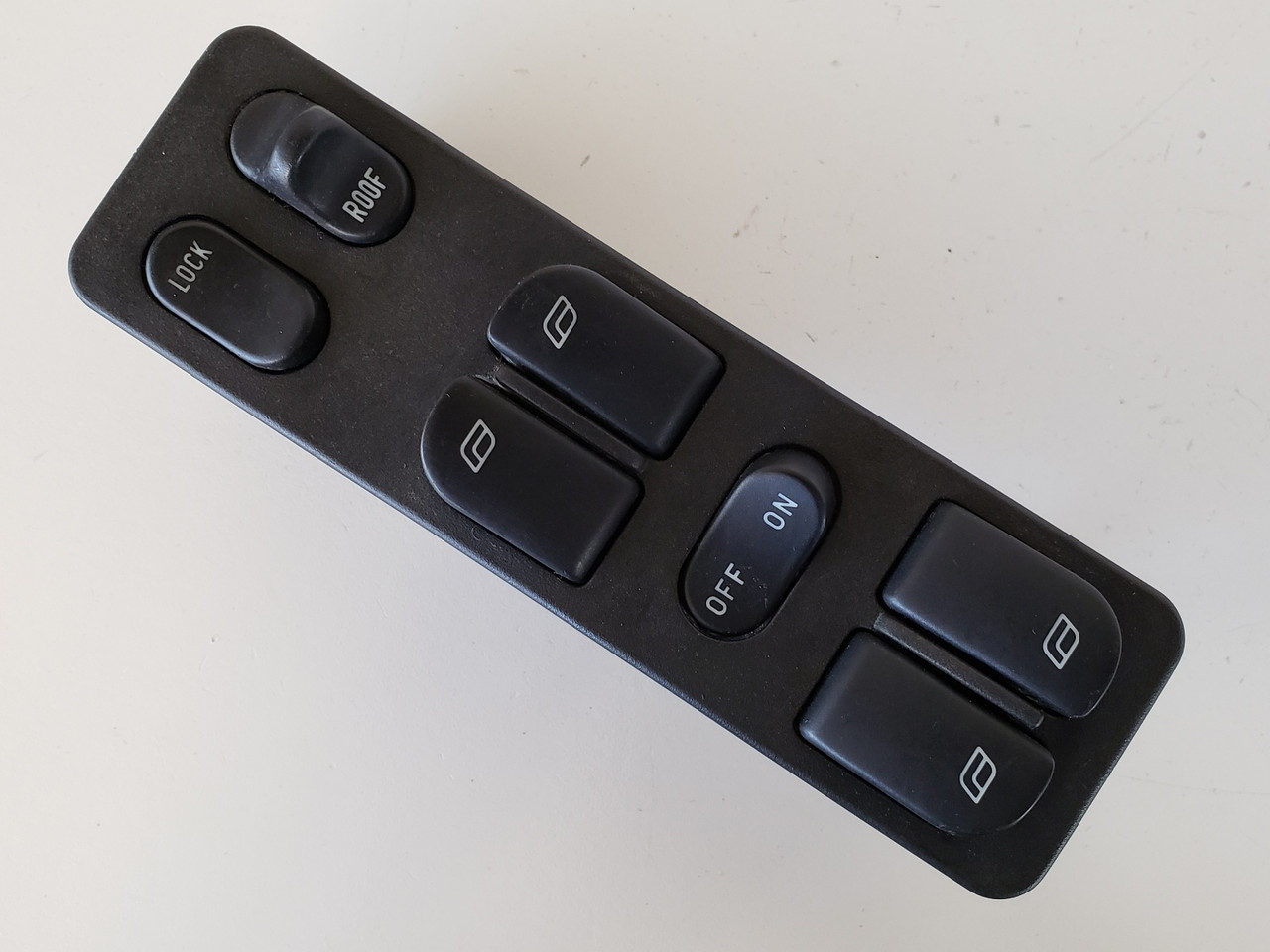 98 Saab 900 45 19 120 Drivers Side Left Master Window Switch OEM