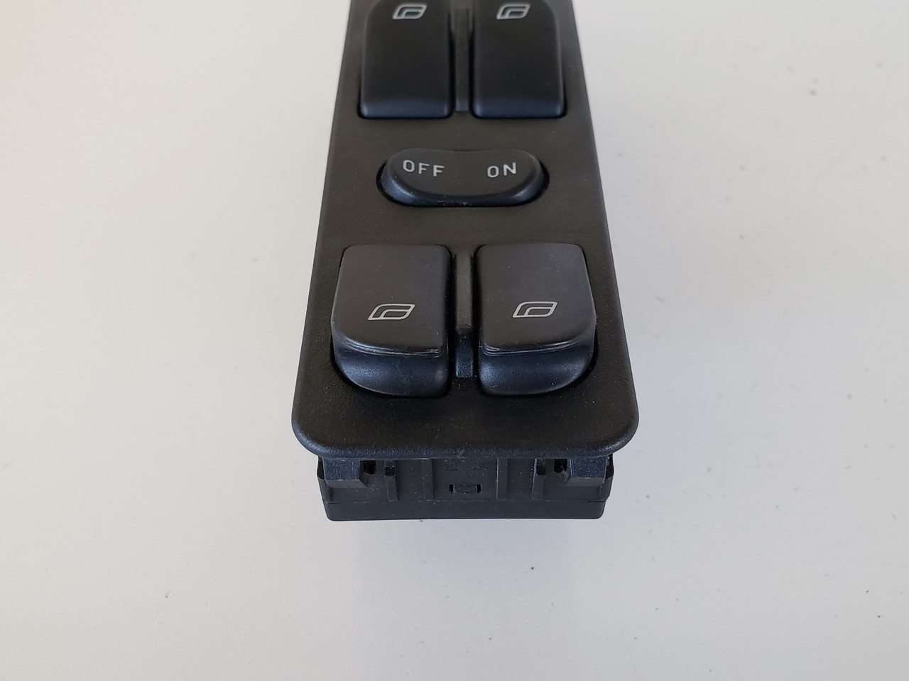 98 Saab 900 45 19 120 Drivers Side Left Master Window Switch OEM