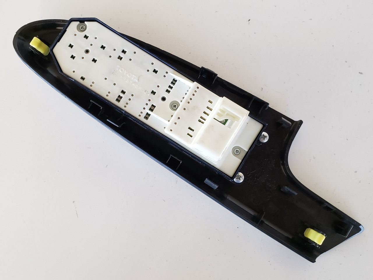 08-14 Scion XD 84820-02240 Drivers Side Left Master Window Switch OEM