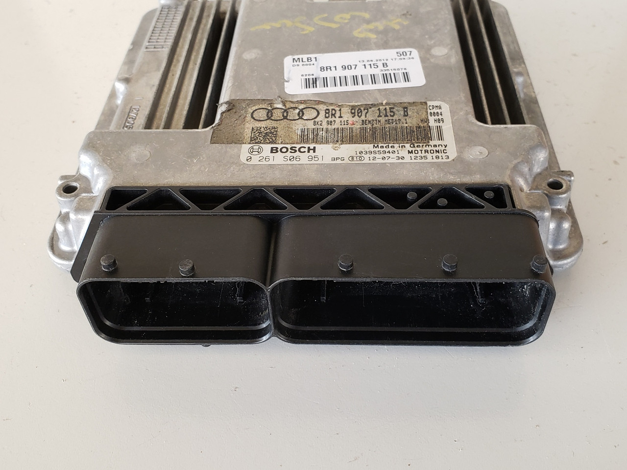 2013-2015 Audi Q5 8R1 907 115 B Computer Brain Engine Control ECU ECM EBX Module