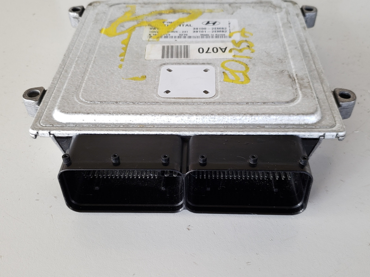 2011-2013 Elantra 39101-2EMB2 Computer Brain Engine Control ECU ECM EBX Module