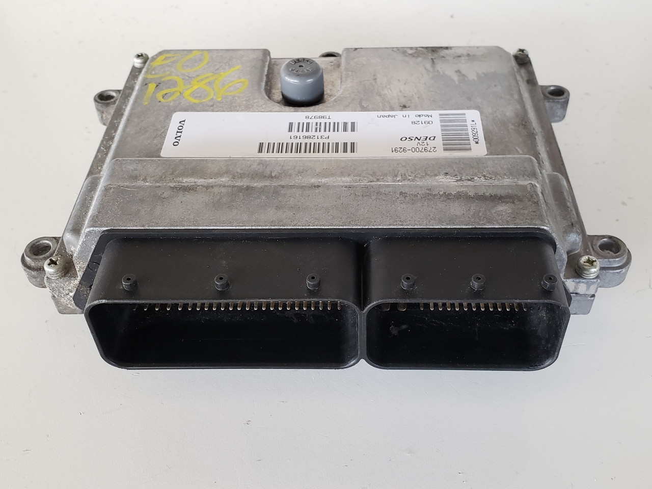 2009-2010 Volvo S40 P31286161 Computer Brain Engine Control ECU ECM EBX Module 2009-2010 Volvo S40 P31286161 Computer Brain Engine Control ECU ECM EBX Module