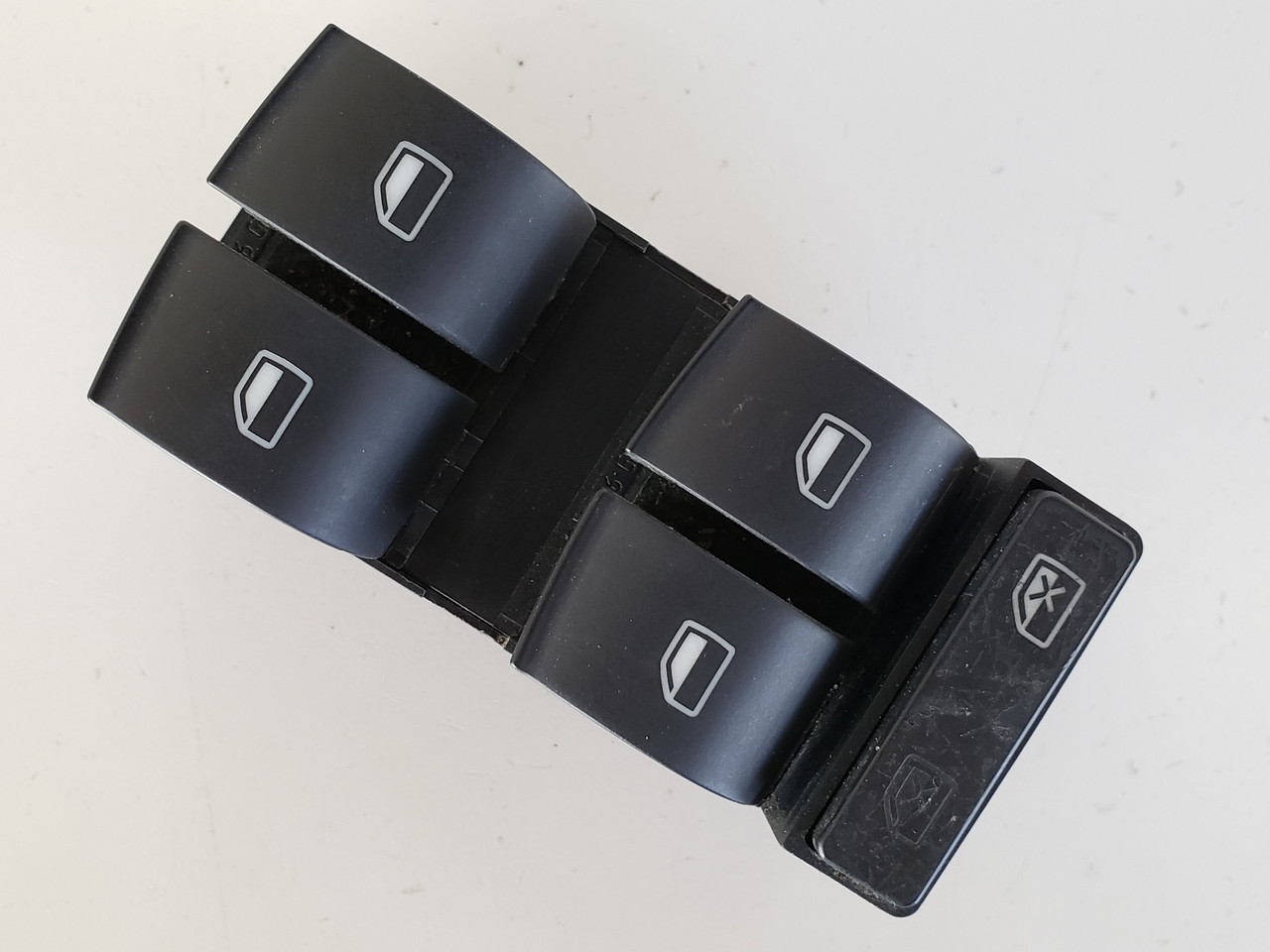 02-05 Audi A4 S4 8Z0959851 Drivers Side Left Master Window Switch OEM