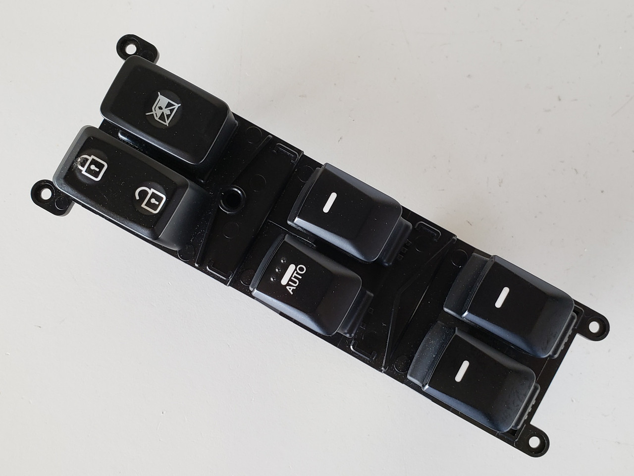 12-17 Kia Rio 93570-1W155 Drivers Side Left Master Window Switch OEM 12-17 Kia Rio 93570-1W155 Drivers Side Left Master Window Switch OEM