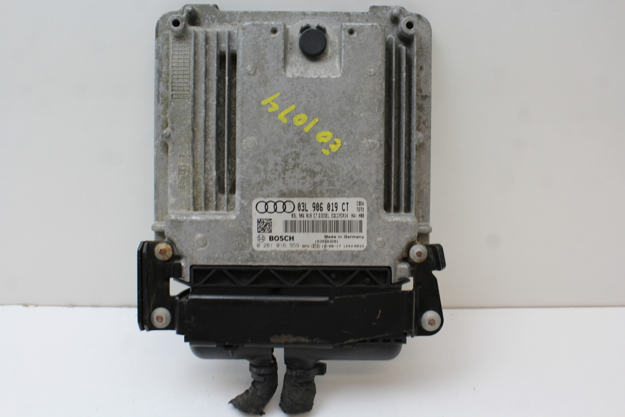 10 11 Audi A3 03L 906 019 CT Computer Brain Engine Control ECU ECM EBX Module