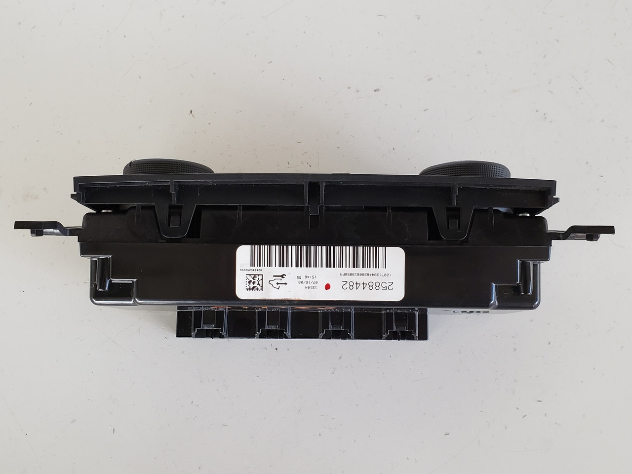 06-11 Chevy Impala 25884482 Climate Control Panel Temperature Unit A/C Heater