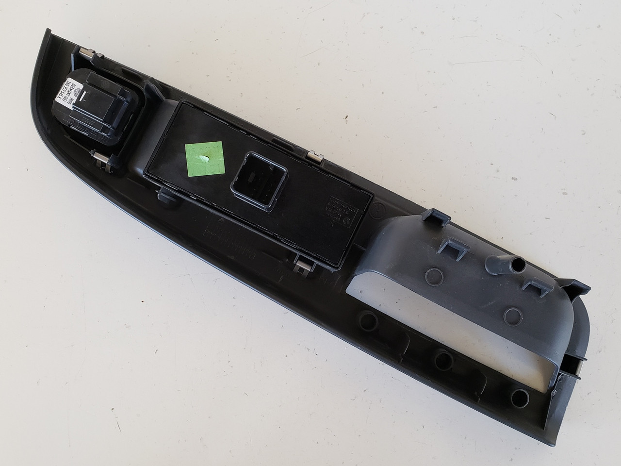 05-18 Volkswagen Jetta 1K4 959 857B Drivers Side Left Master Window Switch OEM