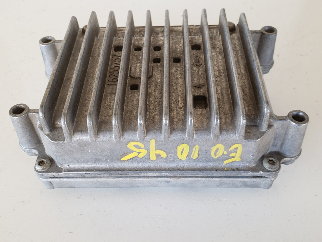 2003-2005 Trailblazer 12573576 Computer Brain Engine Control ECU ECM EBX Module