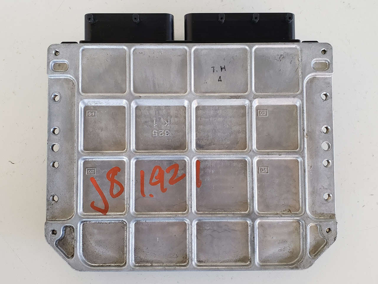 2007 Camry 89981-33012 Battery Control Computer Engine Control ECU ECM Module