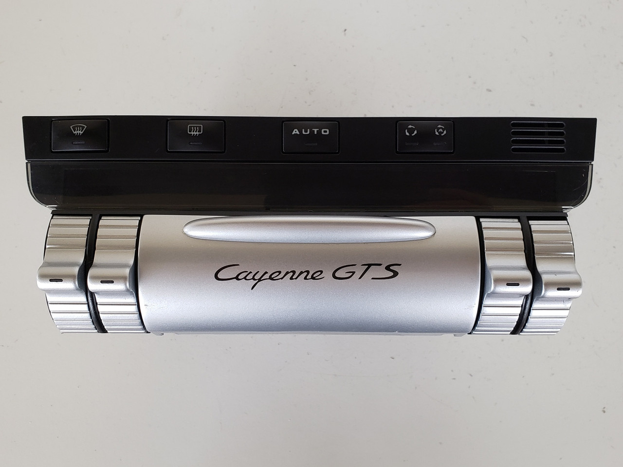 08-10 Cayenne GTS 7L5 907 040CB Climate Control Panel Temp Unit A/C Heater