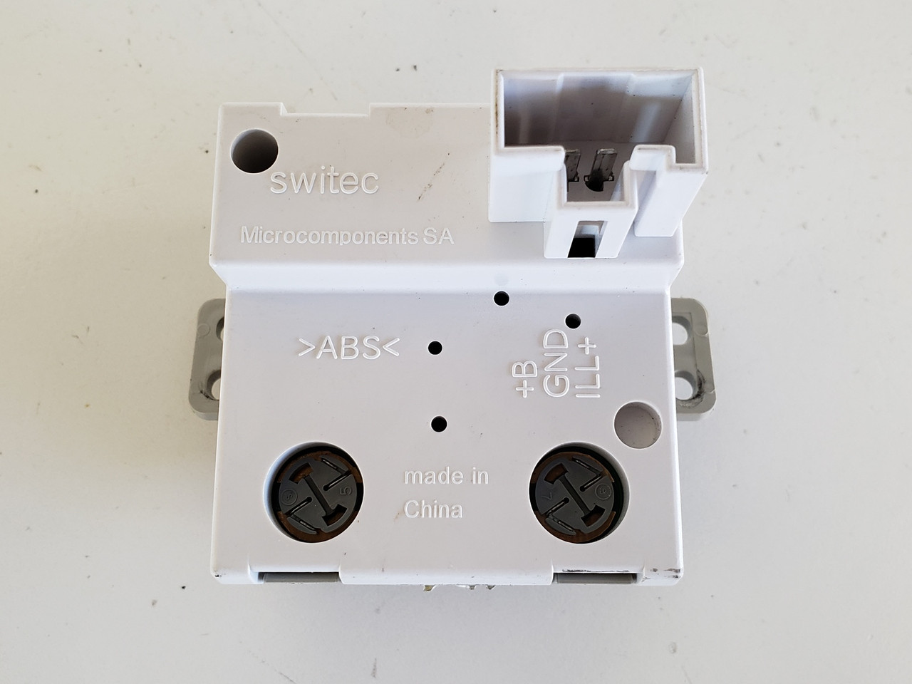 08-10 Chrysler Town & Country 04602626AD Analog Clock