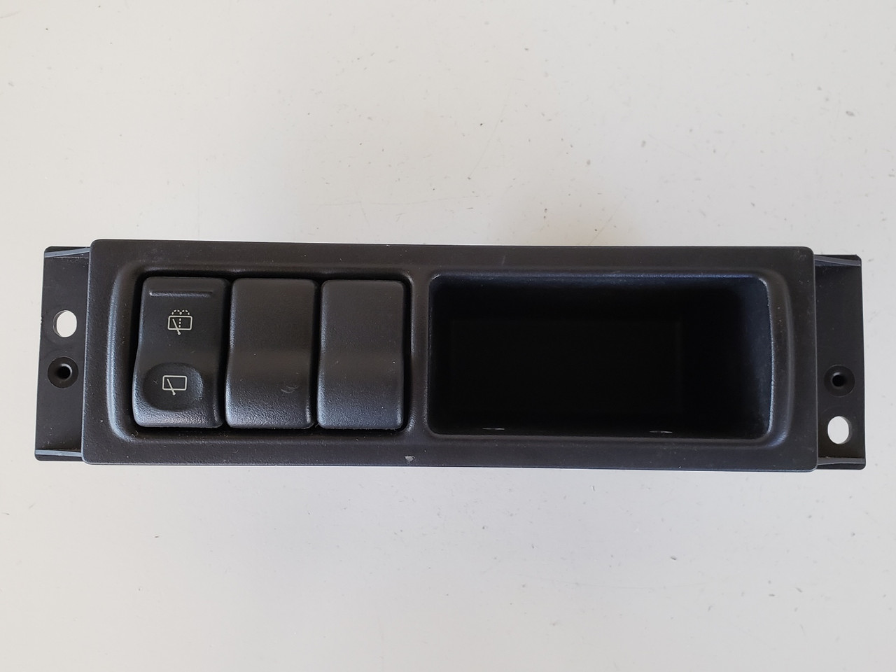 97-05 Chevy Venture 10409296 Rear Window Wiper Control Switch 97-05 Chevy Venture 10409296 Rear Window Wiper Control Switch