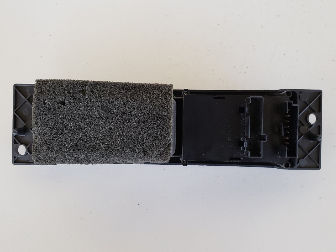 97-05 Chevy Venture 10409296 Rear Window Wiper Control Switch 97-05 Chevy Venture 10409296 Rear Window Wiper Control Switch