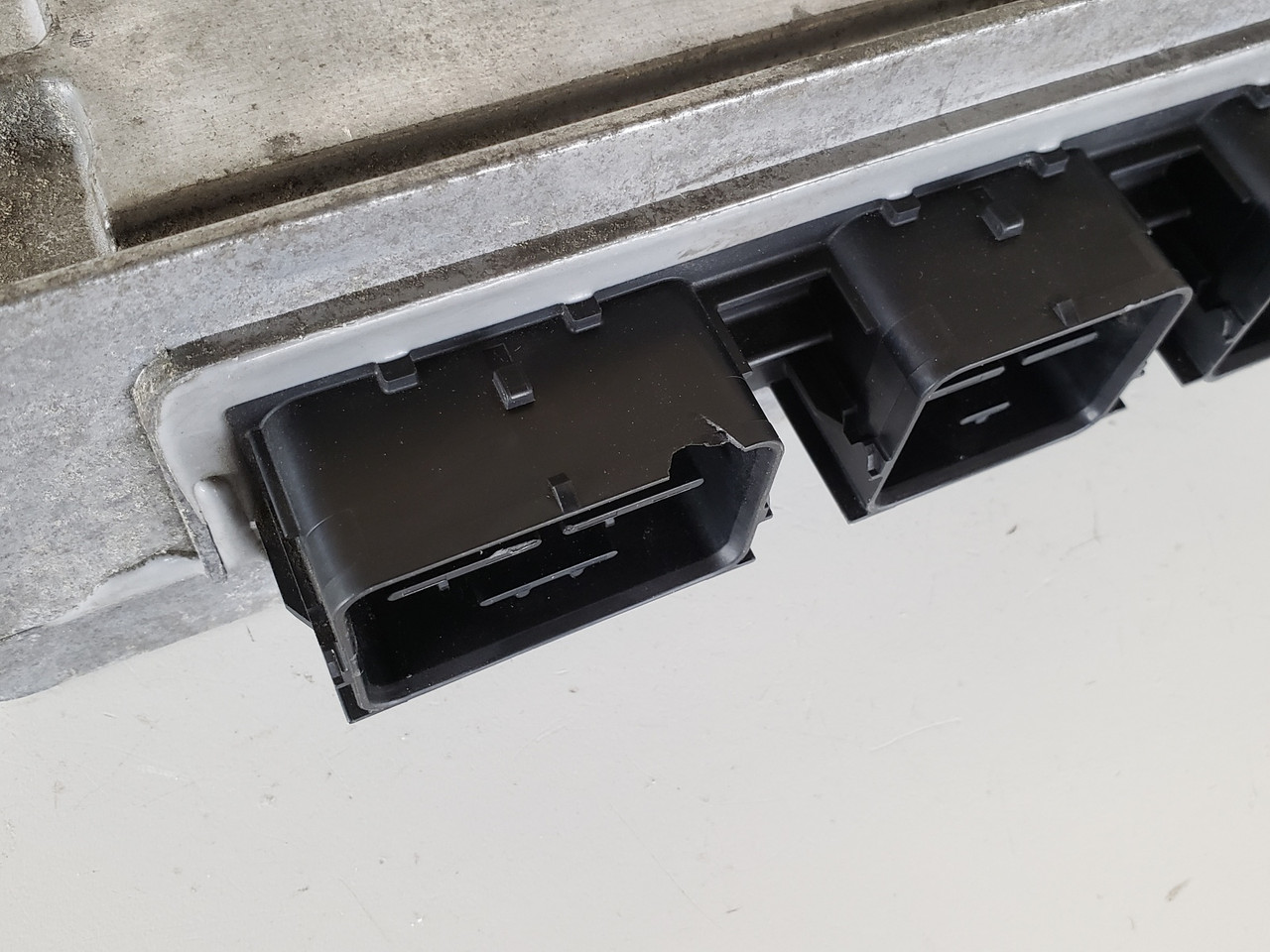 2008 Mustang 8R3A-12A650-HB Computer Brain Engine Control ECU ECM EBX Module 2008 Mustang 8R3A-12A650-HB Computer Brain Engine Control ECU ECM EBX Module