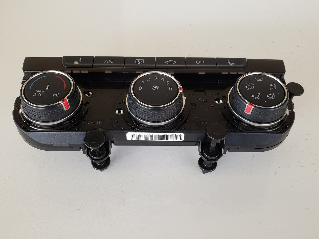 17 VW Golf 5GM907426E Climate Control Panel Temperature Unit A/C Heater 17 VW Golf 5GM907426E Climate Control Panel Temperature Unit A/C Heater