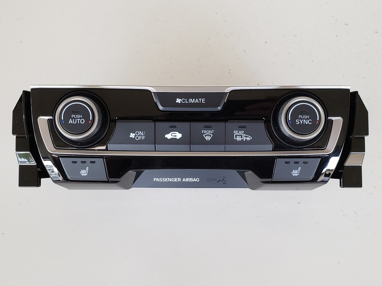 17-18 Civic 79600-TGG-A61 Climate Control Panel Temperature Unit A/C Heater 17-18 Civic 79600-TGG-A61 Climate Control Panel Temperature Unit A/C Heater