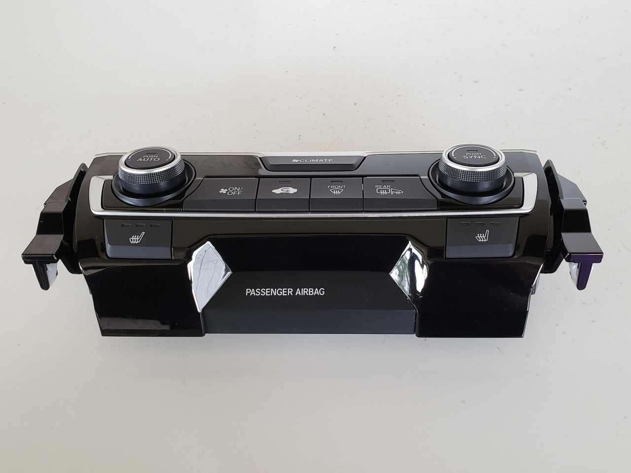 17-18 Civic 79600-TGG-A61 Climate Control Panel Temperature Unit A/C Heater 17-18 Civic 79600-TGG-A61 Climate Control Panel Temperature Unit A/C Heater