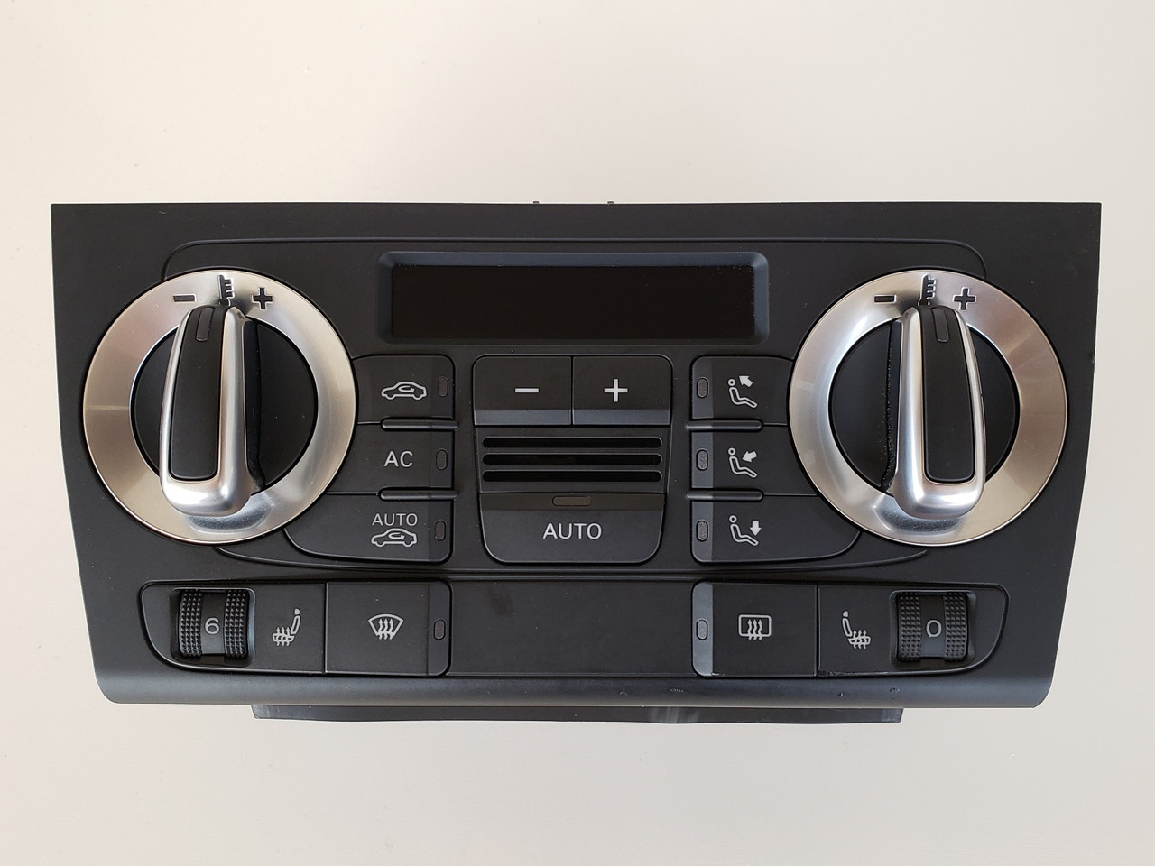 10-13 Audi A3 8P0820043BN Climate Control Panel Temperature Unit A/C Heater
