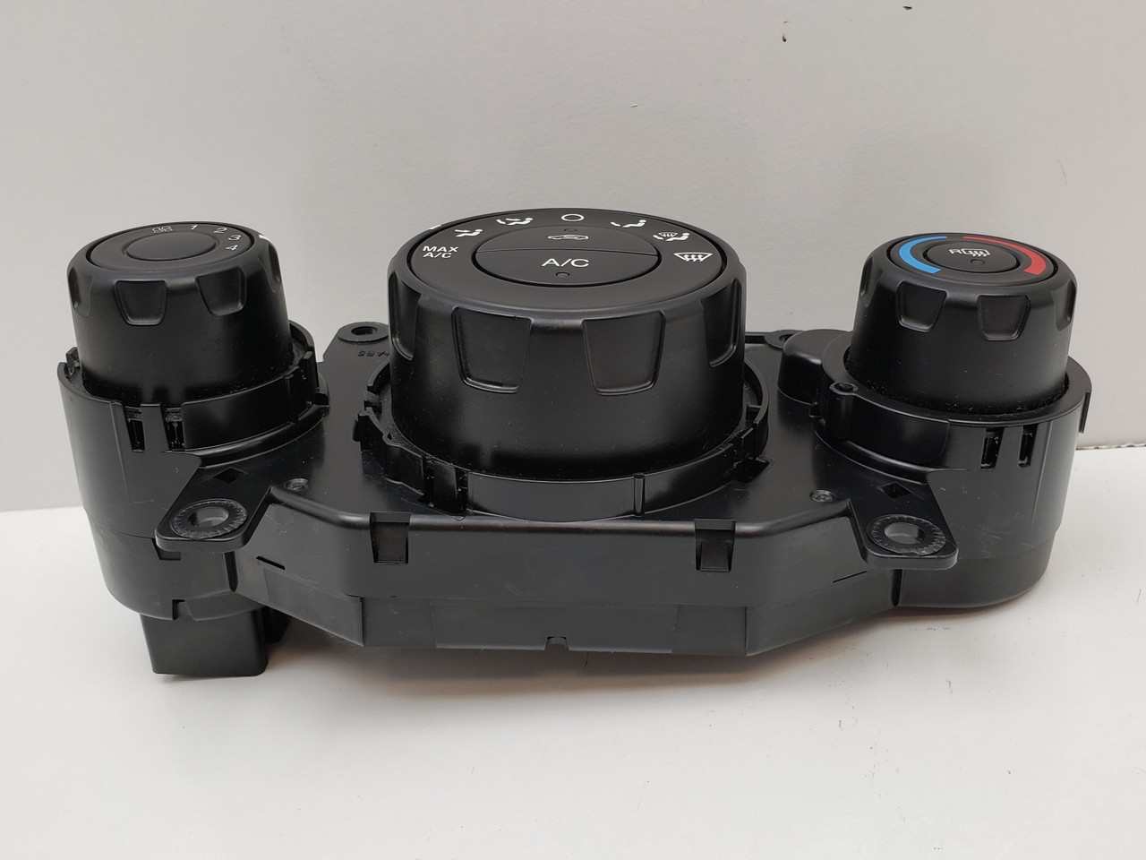 11-13 Fiesta AE83-19980-AH Climate Control Panel Temperature Unit A/C Heater