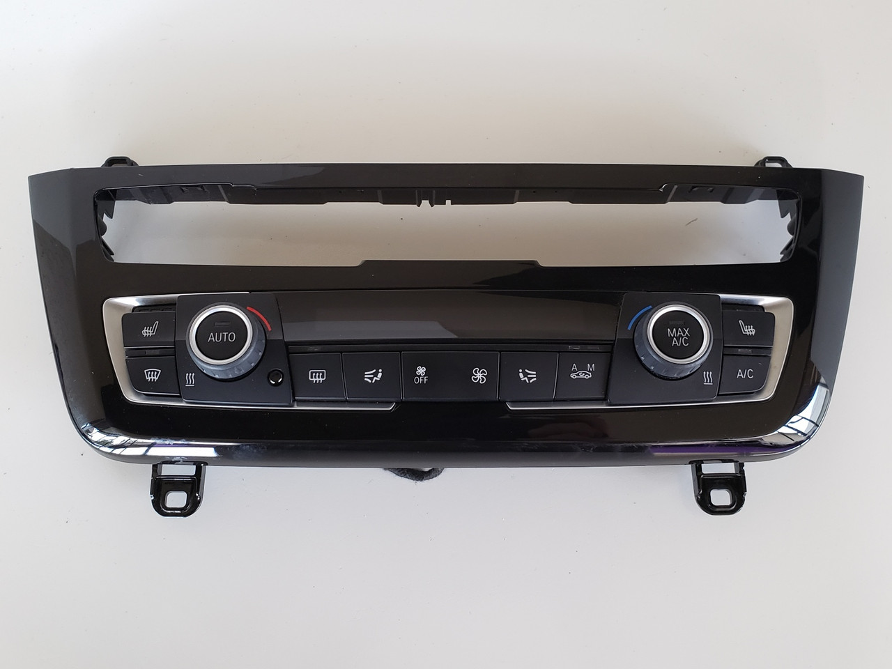 16-18 Bmw 328i 6411 9363545 Climate Control Panel Temperature Unit A/C Heater 16-18 Bmw 328i 6411 9363545 Climate Control Panel Temperature Unit A/C Heater