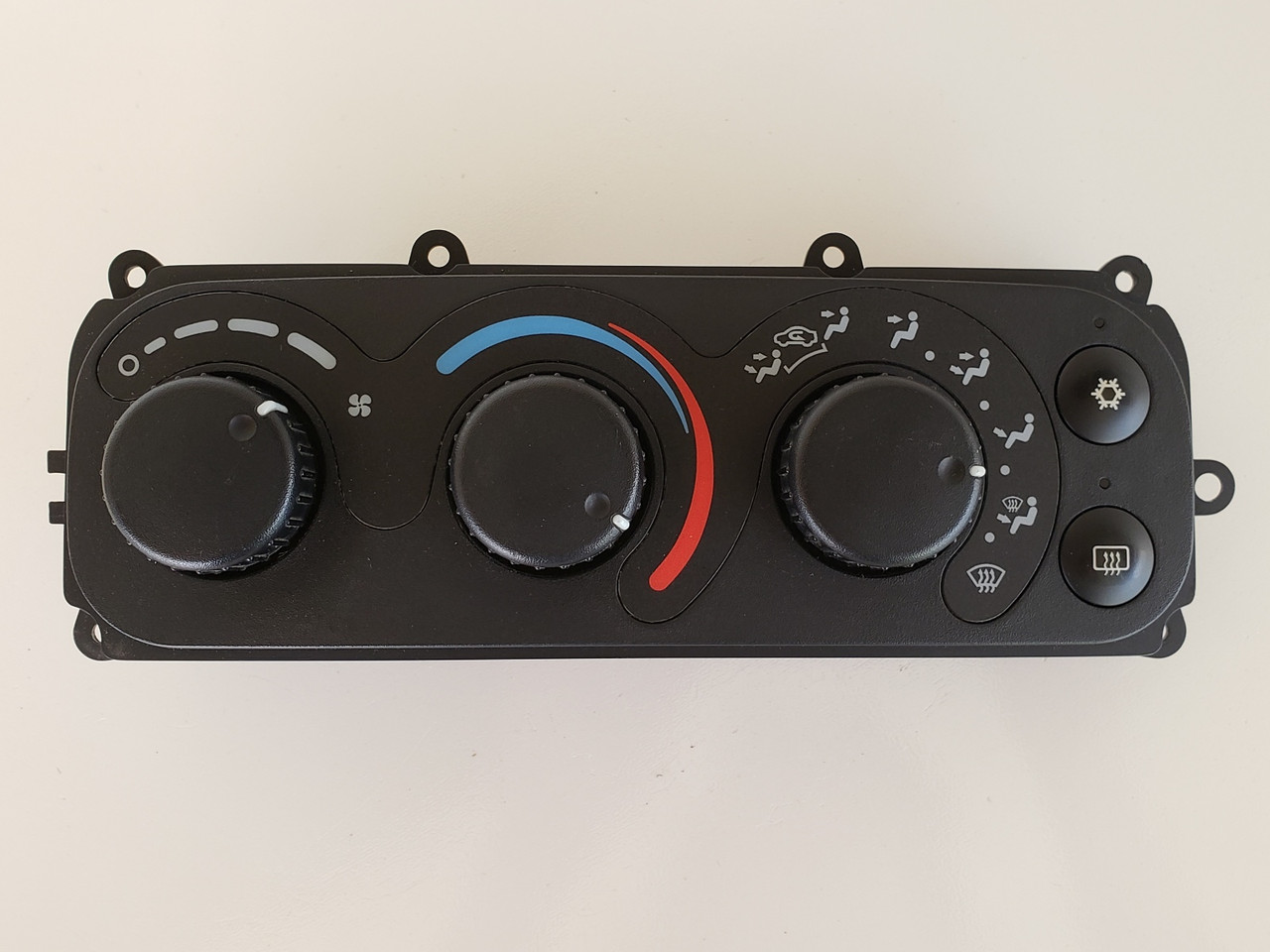 98-04 Concorde 04698198AC Climate Control Panel Temperature Unit A/C Heater 98-04 Concorde 04698198AC Climate Control Panel Temperature Unit A/C Heater