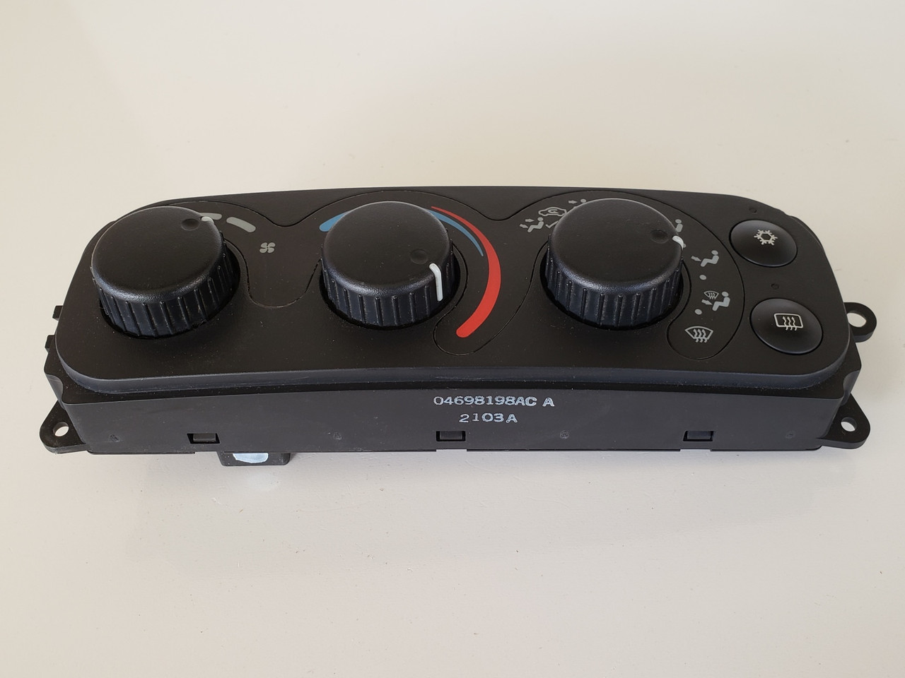 98-04 Concorde 04698198AC Climate Control Panel Temperature Unit A/C Heater 98-04 Concorde 04698198AC Climate Control Panel Temperature Unit A/C Heater