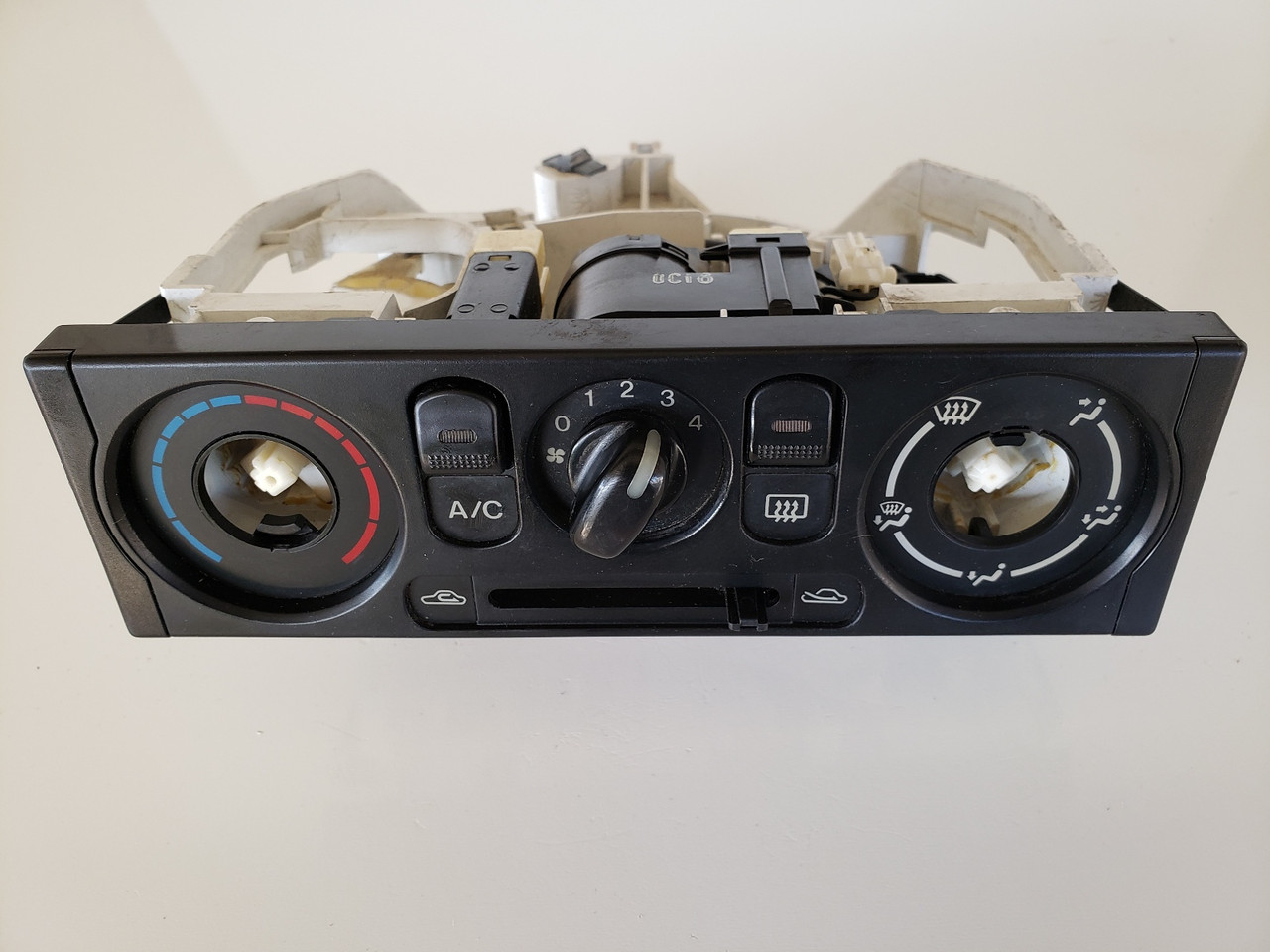 98-00 Mazda MX-5 MX5 Miata NC6761190 Climate Control Panel Temp Unit A/C Heater 98-00 Mazda MX-5 MX5 Miata NC6761190 Climate Control Panel Temp Unit A/C Heater