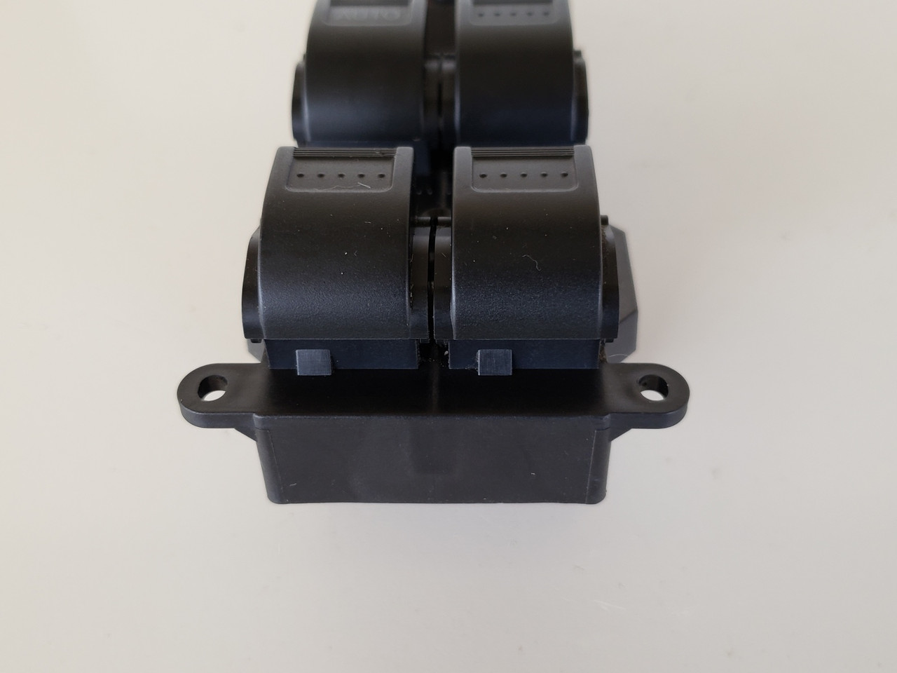 01-05 Honda Civic M21696 Drivers Side Left Master Window Switch
