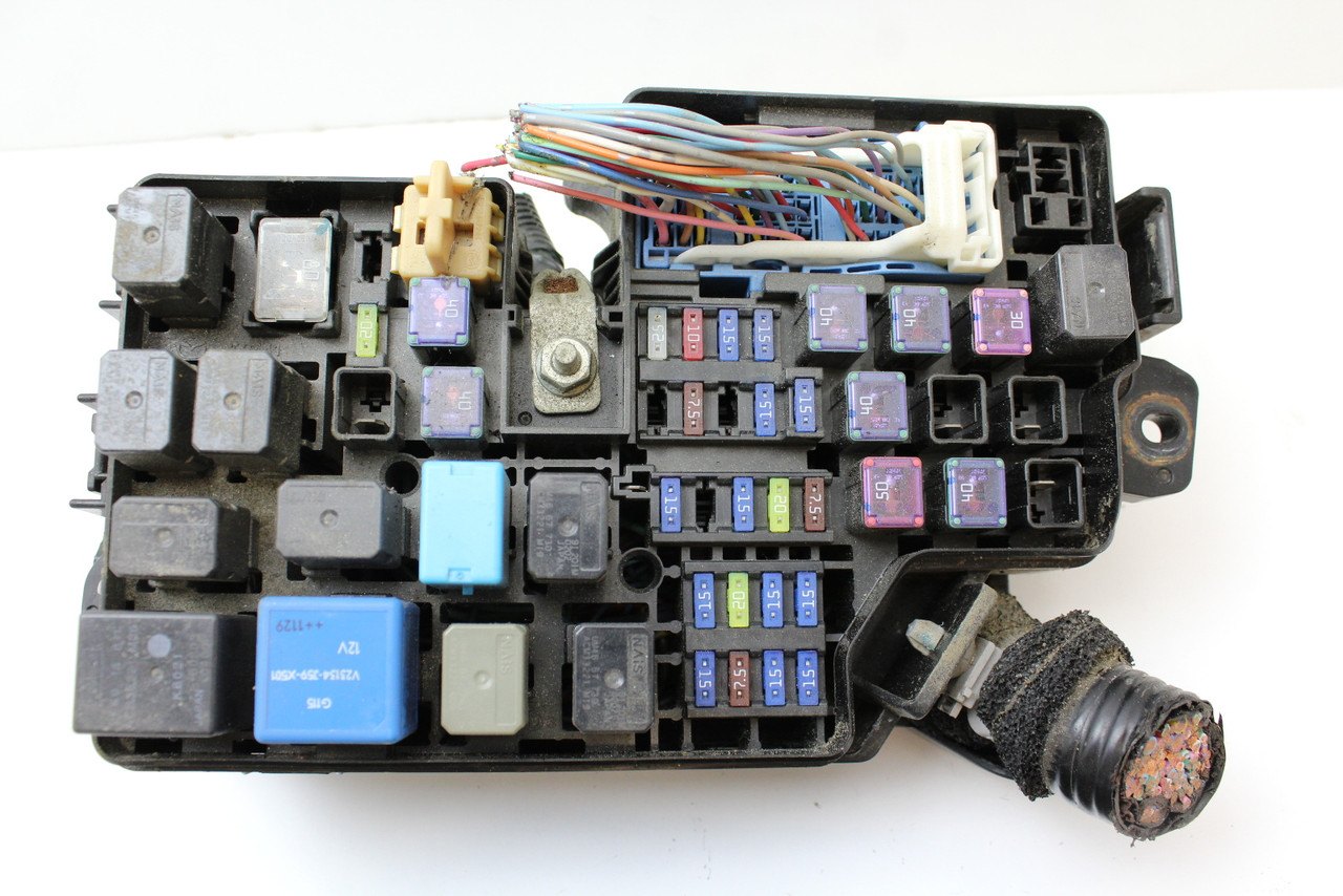 10-14 Mazda 3 SE 2.0L BBM6-66761 Fusebox Fuse Box Relay Unit Module