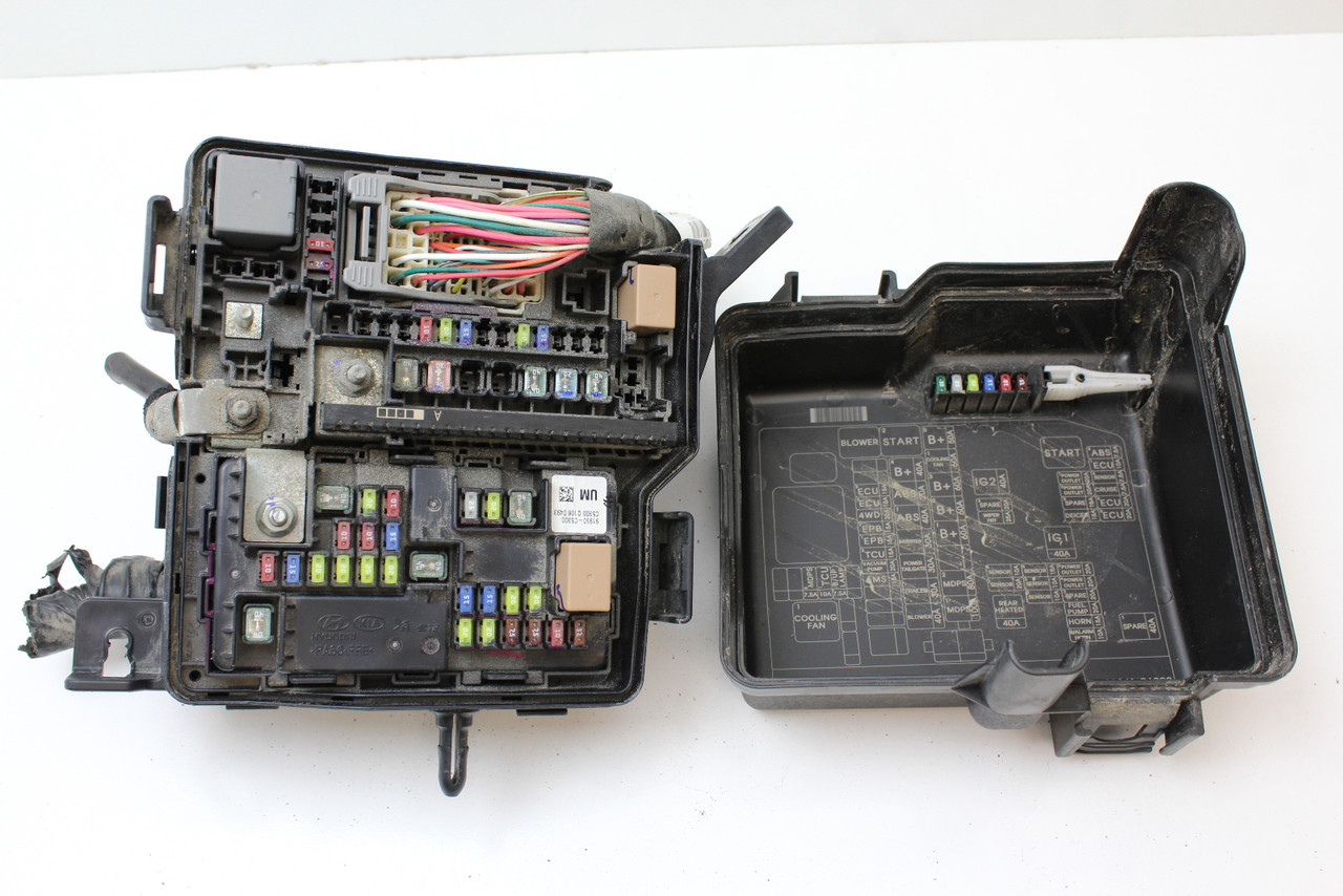 16-18 Kia Sorento 91201 C6290 Fusebox Fuse Box Relay Unit Module