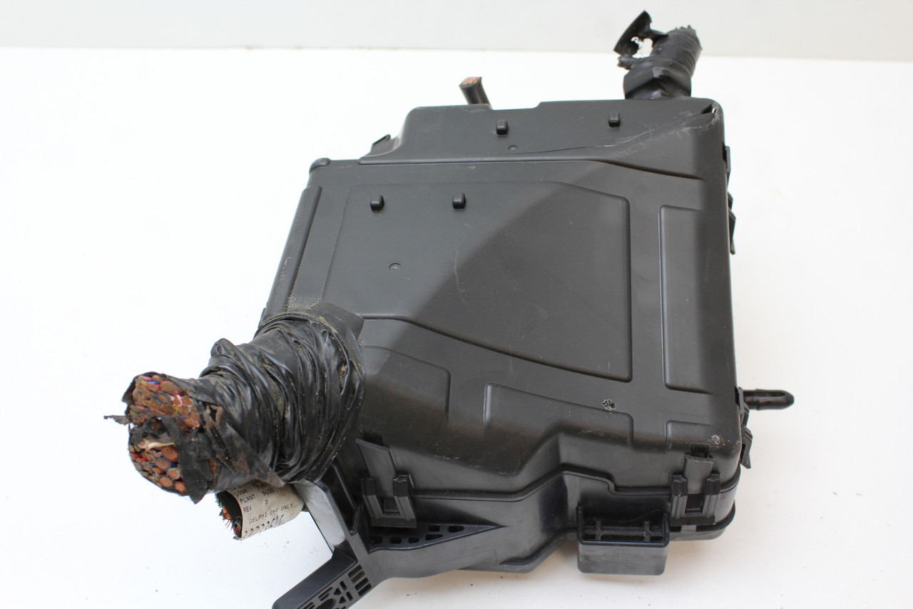 16-18 Kia Sorento 91201 C6290 Fusebox Fuse Box Relay Unit Module