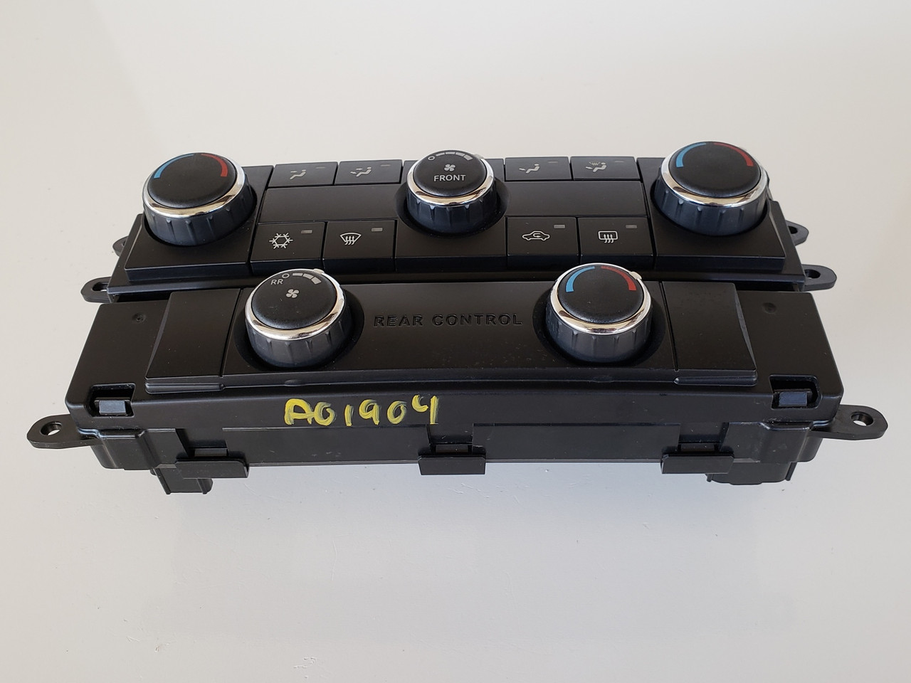 09-10 Dodge Journey 55111892AD Climate Control Panel Temperature Unit A/C Heater