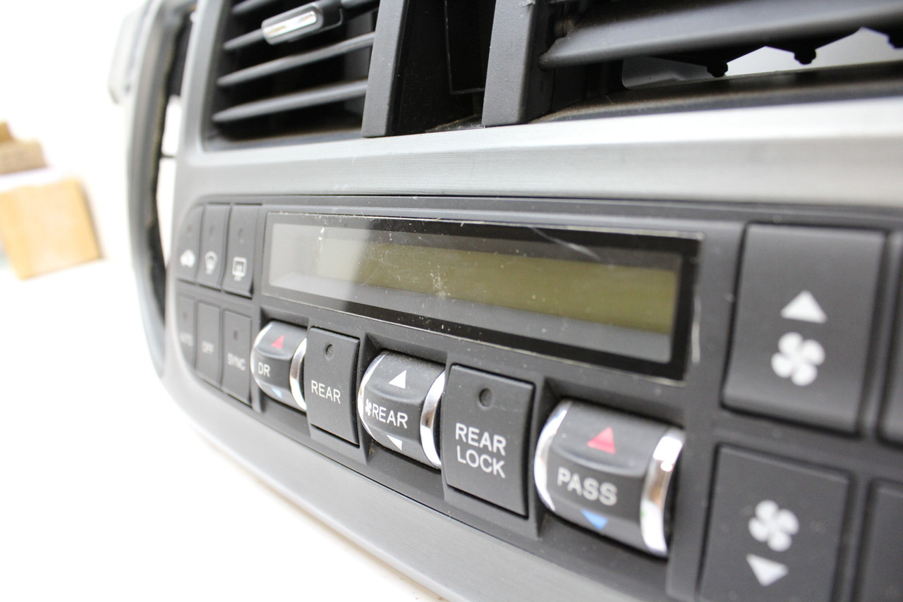 05-07 Honda Odyssey 79600-SHJ-A01 Climate Control Panel Temperature A/C Heater