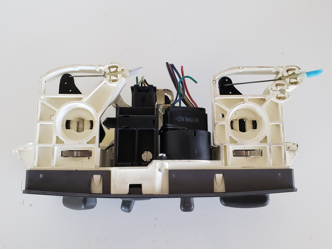 98-00 Corolla 55910-02020-B0 Climate Control Panel Temperature Unit A/C Heater 98-00 Corolla 55910-02020-B0 Climate Control Panel Temperature Unit A/C Heater