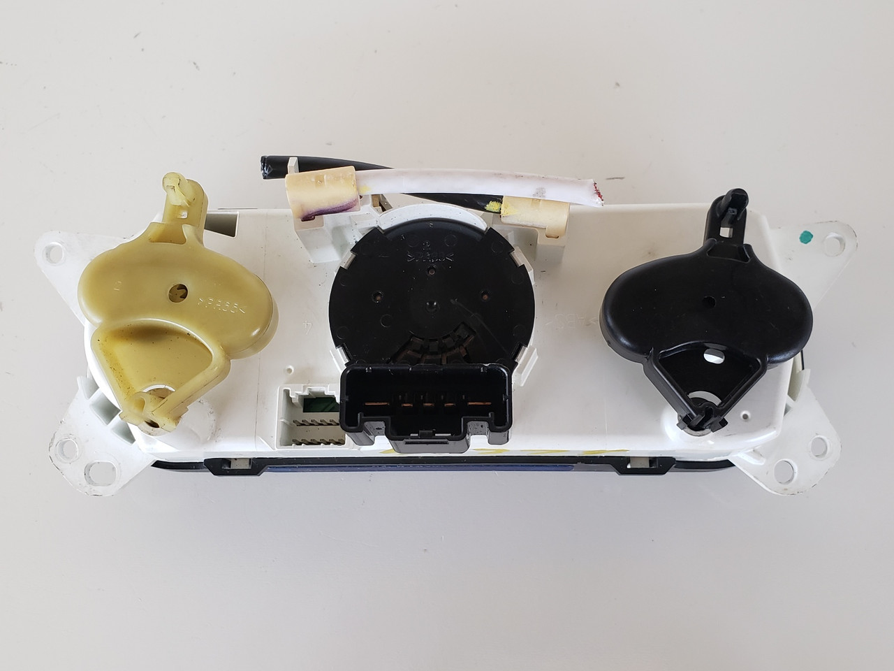 06-10 PT Cruiser P55111844AM Climate Control Panel Temperature Unit A/C Heater