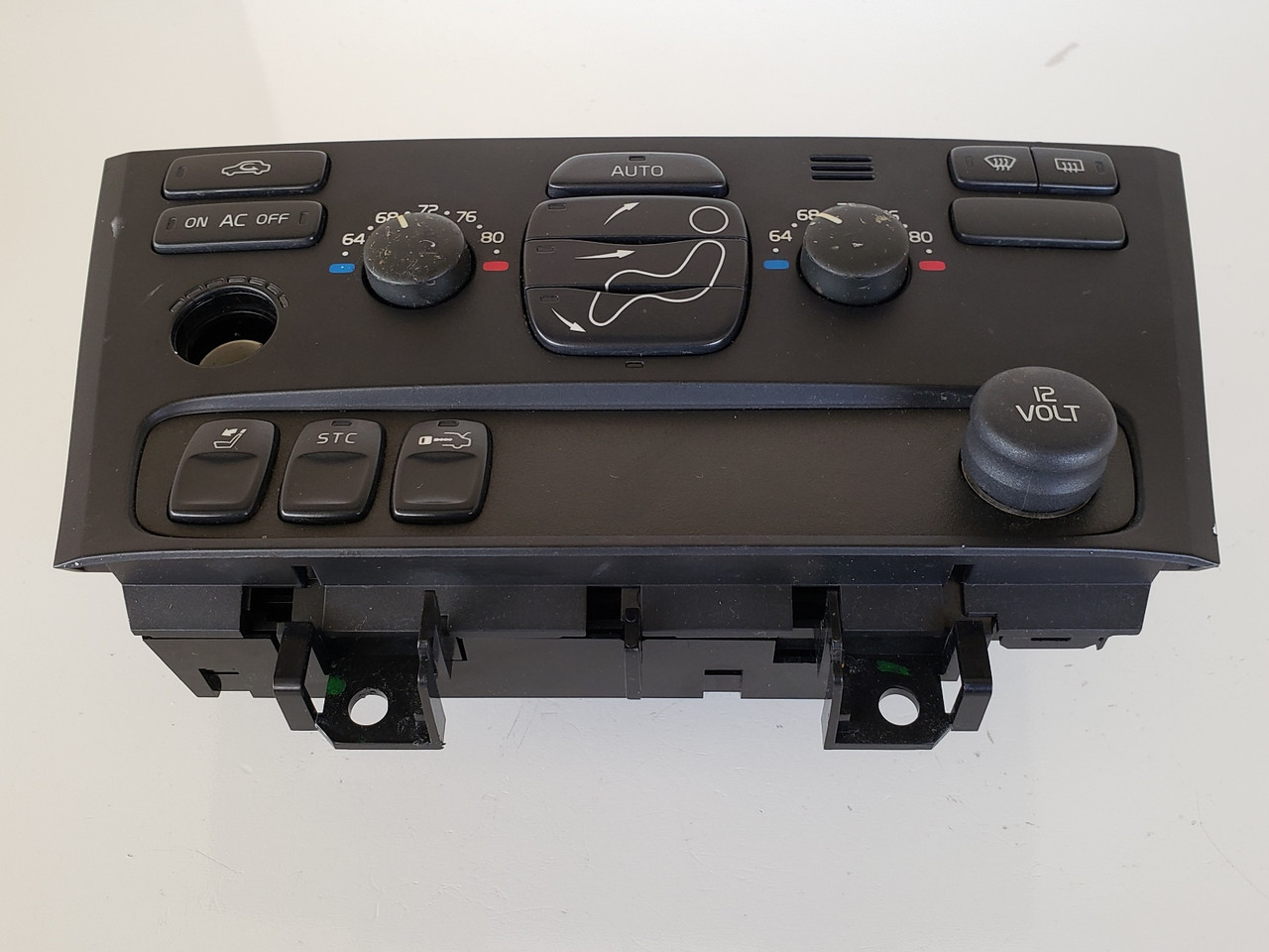 01-09 Volvo 60 Series 8691878 
