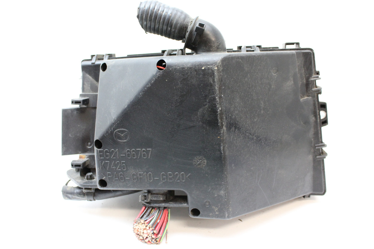 07 08 09 Mazda CX7 CX-7 EG21-66767 Fusebox Fuse Box Relay