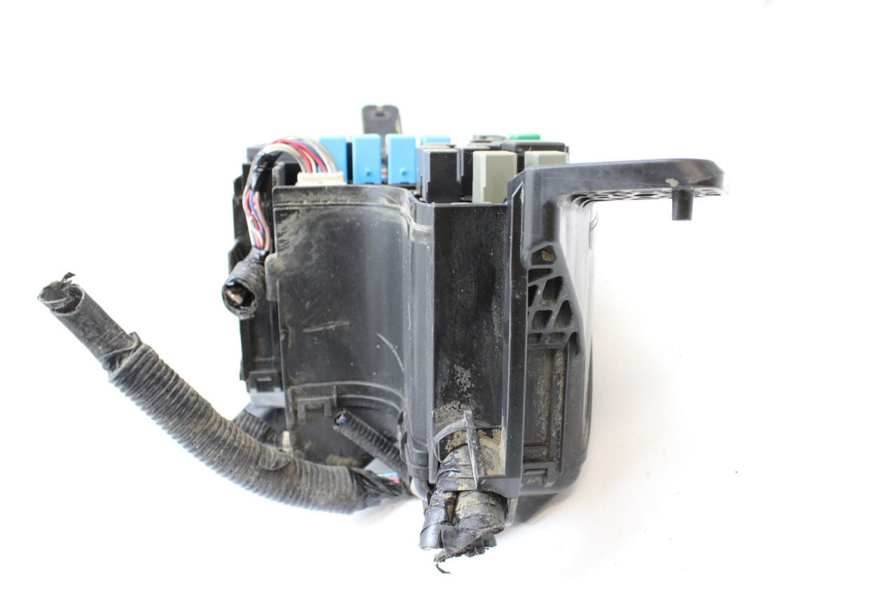 14 2014 Mazda 3 KD45-675X0 C Fusebox Fuse Box BCM Relay Unit Module