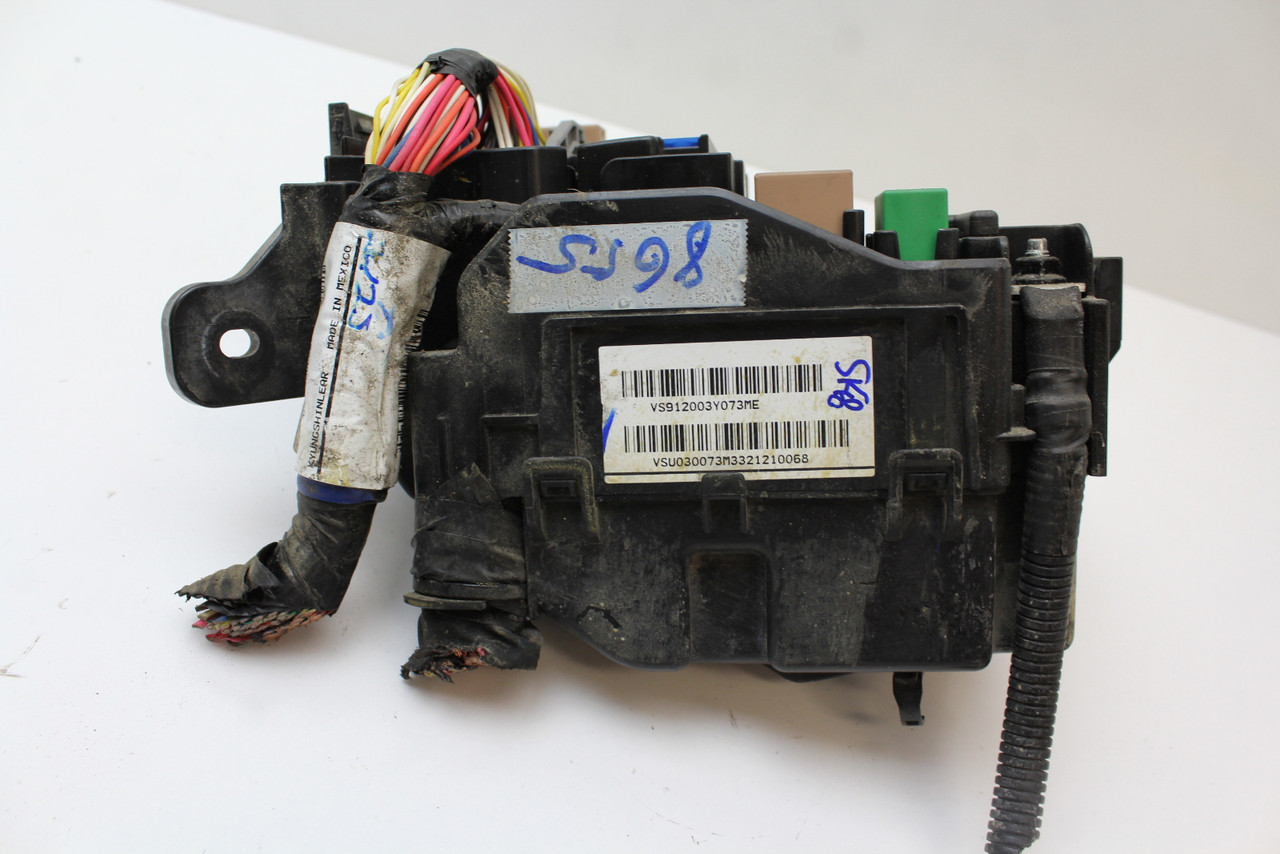 11-13 Hyundai Elantra 91200-3Y073 Fusebox Fuse Box Relay Unit Module