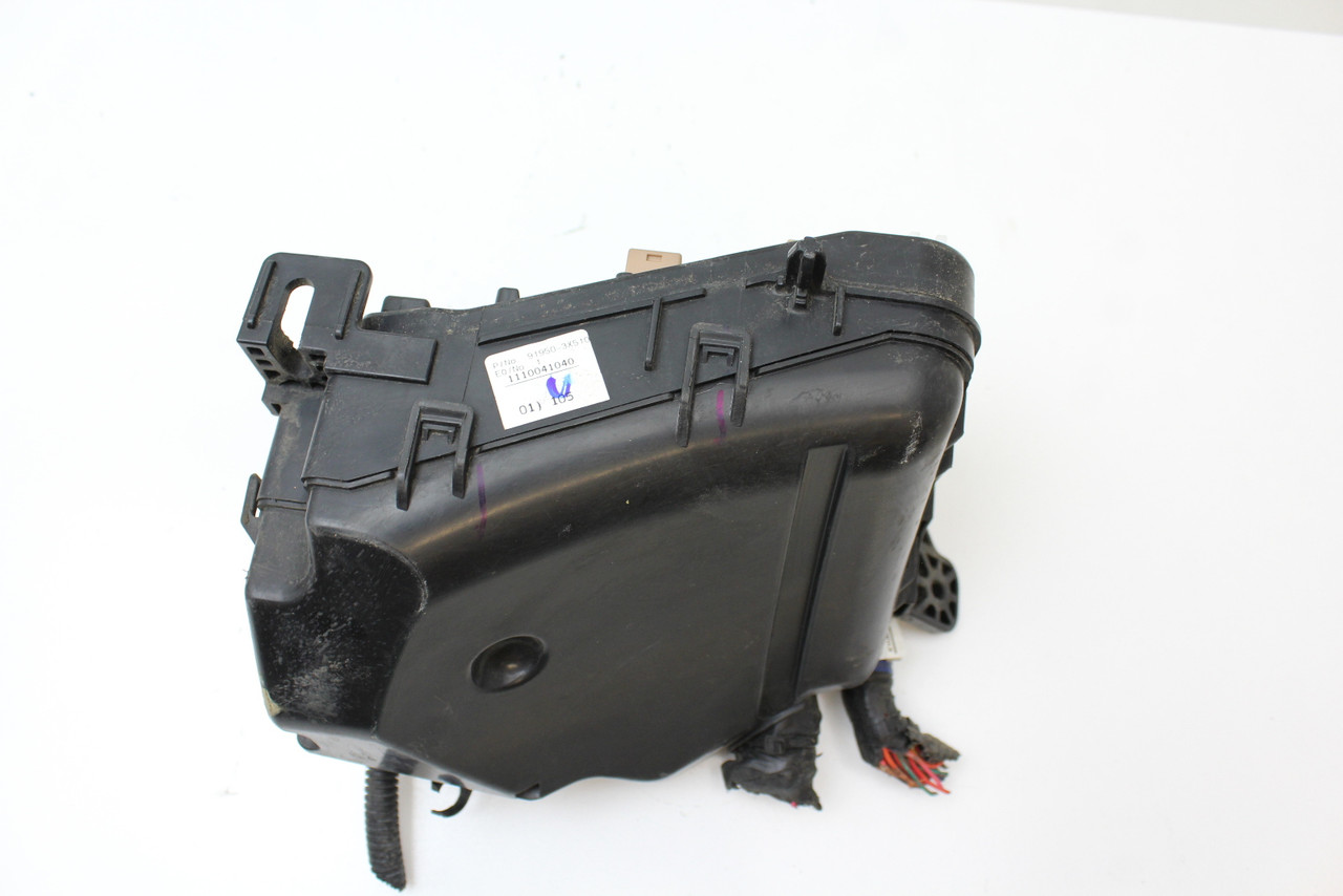 11-13 Hyundai Elantra 91200-3Y073 Fusebox Fuse Box Relay Unit Module