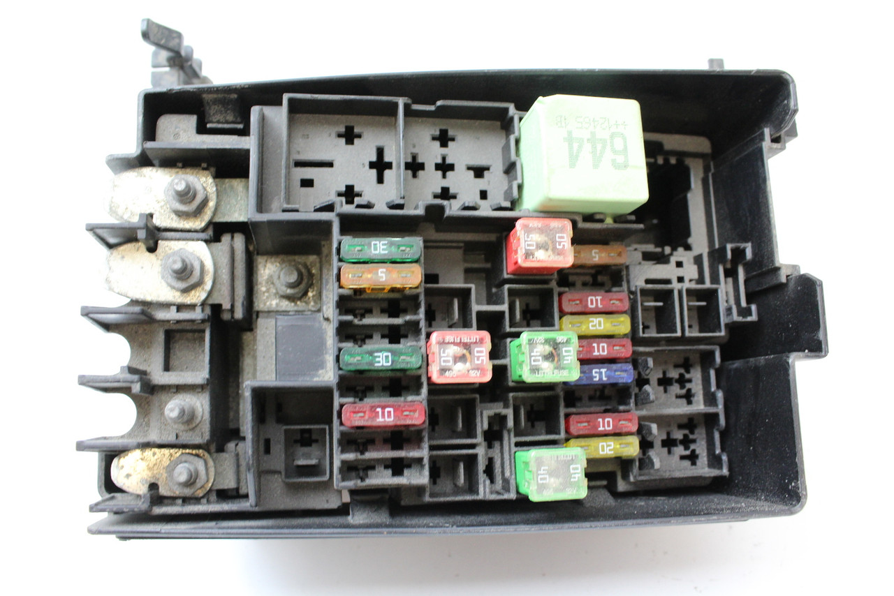 10-14 Volkswagen Jetta 5C0937819B Fusebox Fuse Box Relay Unit Module