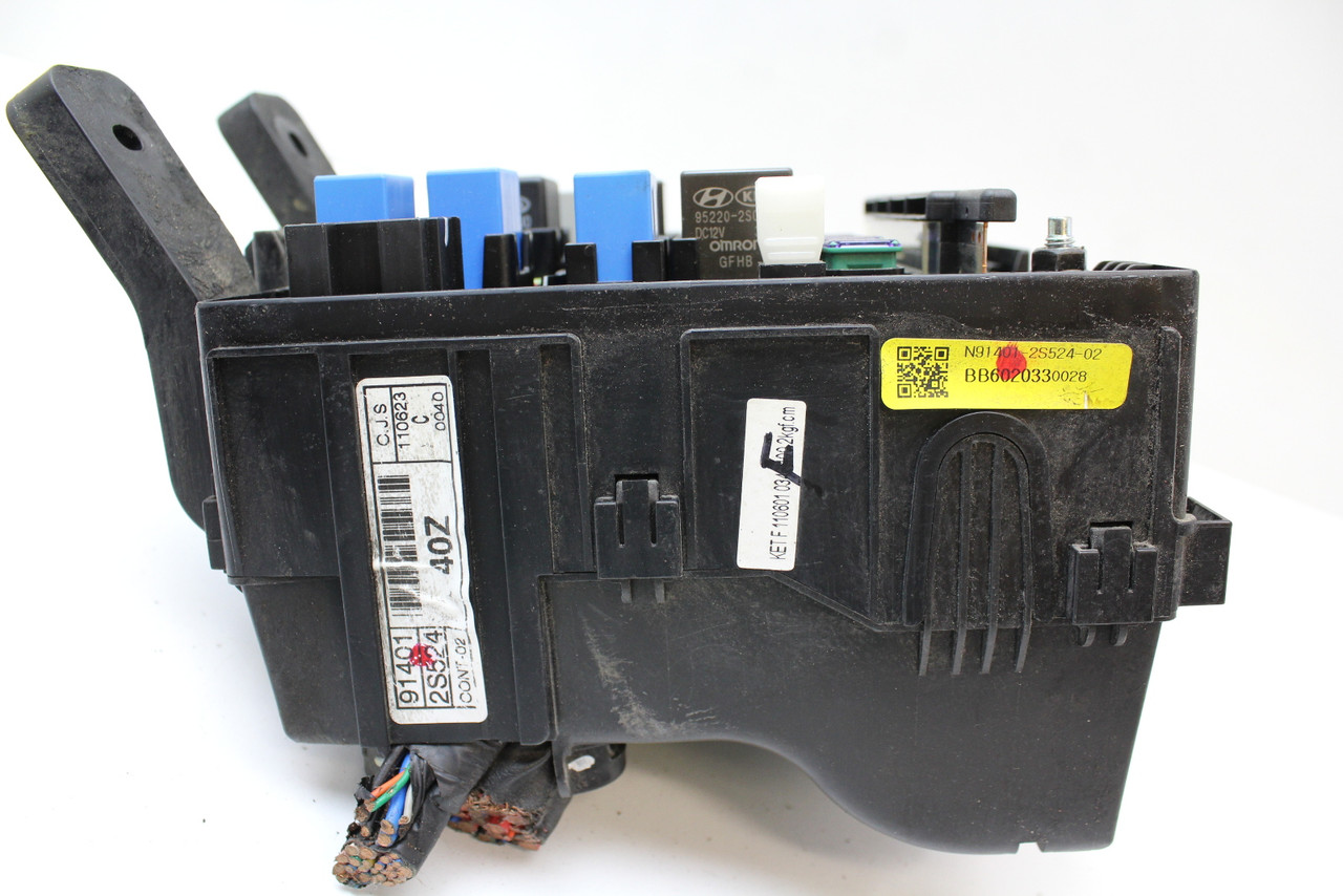 10-13 Hyundai Tucson 91401-2S524 Fusebox Fuse Box Relay Unit Module