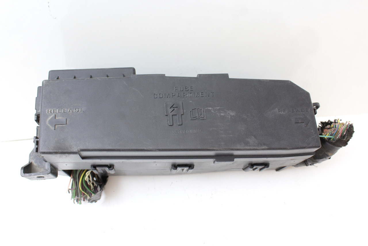 2010 10 Ford Escape 9L8T-14A003-BB Fusebox Fuse Box Relay Unit Module