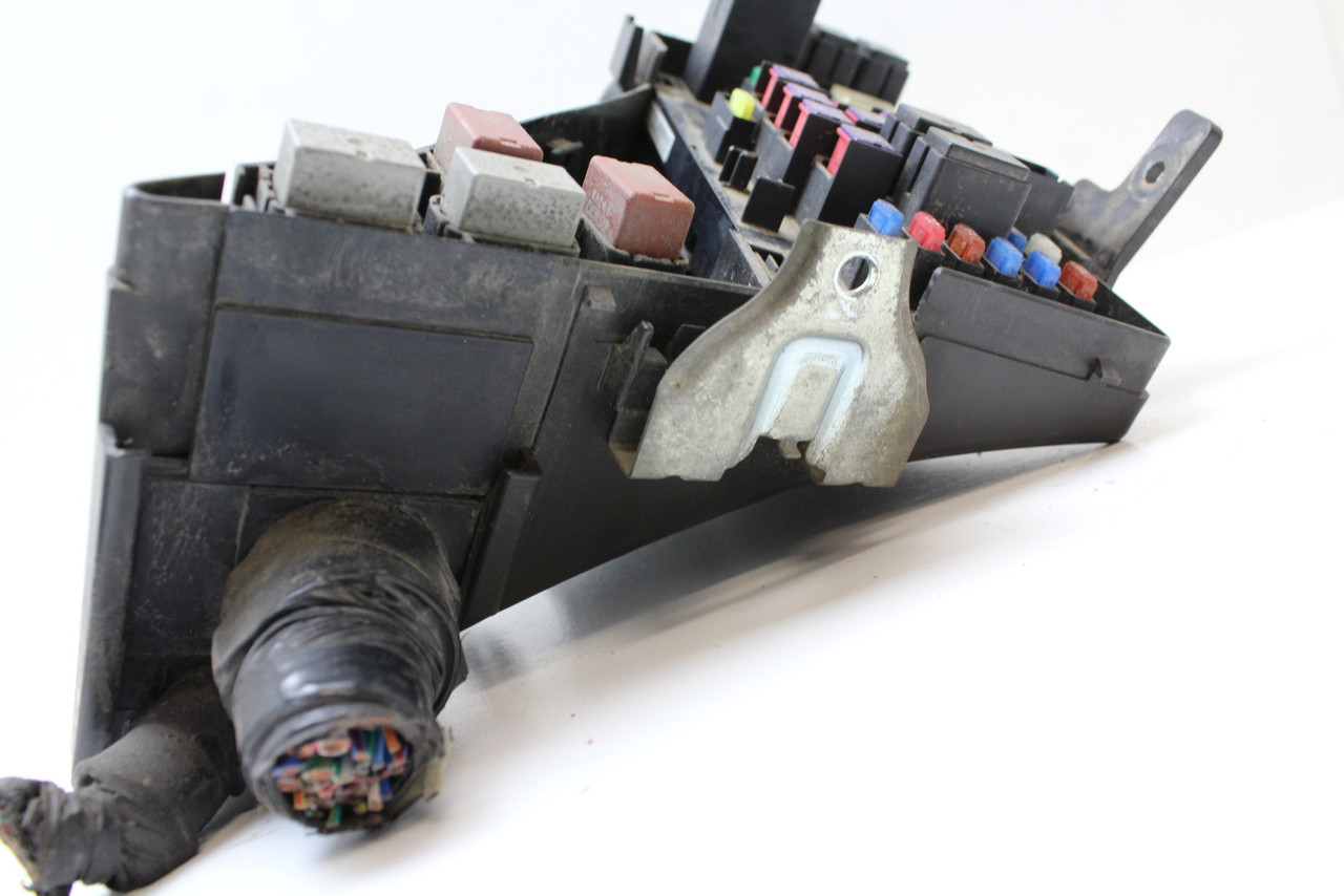 10-13 Subaru Forester 82243AG010 Fusebox Fuse Box Relay Unit Module